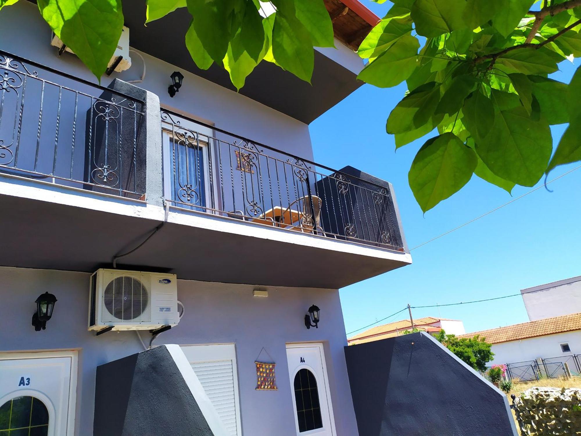 Noufara Apartments Néa Meságkala Habitación foto